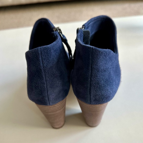 Splendid blue suede bootie 3 1/2” heel Great Condition size 8 - Picture 2 of 6